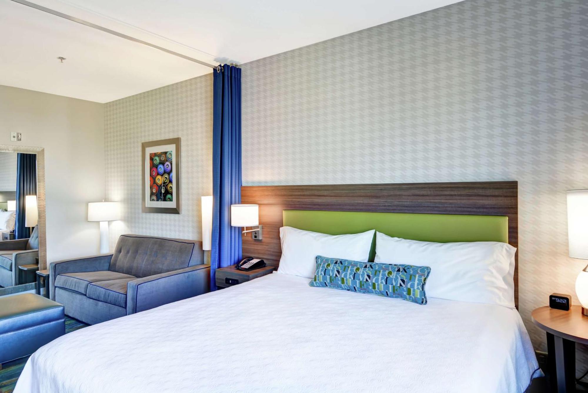 Home2 By Hilton 3*